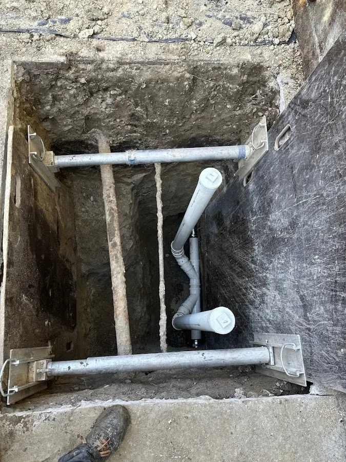 Experienced plumber completing Gas Line Repair work in Monmouth